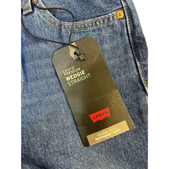 Levi’s Women’s Premium Wedgie Straight Jeans Blue High Rise Size 26 NWT - Picture 10 of 15